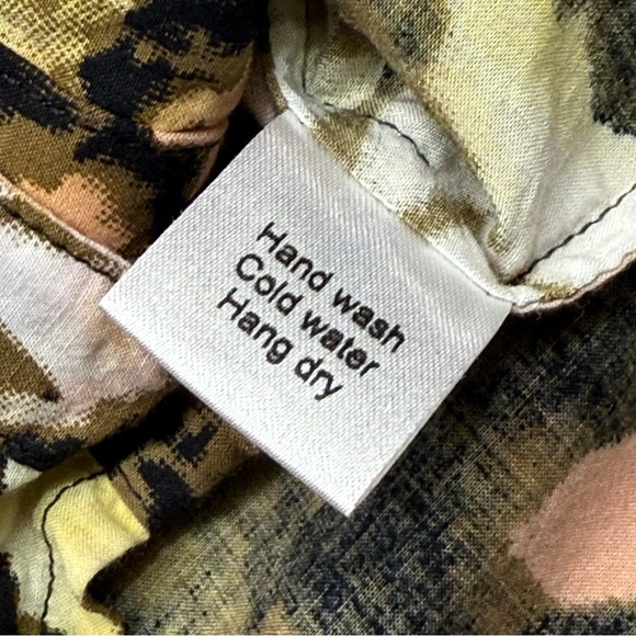 Blue Ginger - Pleated Button-Up Tunic Blouse - Made of 100% Raton - Size Small - Picture 10 of 16